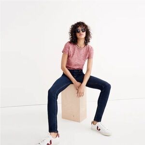 Madewell 9" Mid-Rise Skinny Jeans in Larkspur Wash: TENCEL Denim Edition
